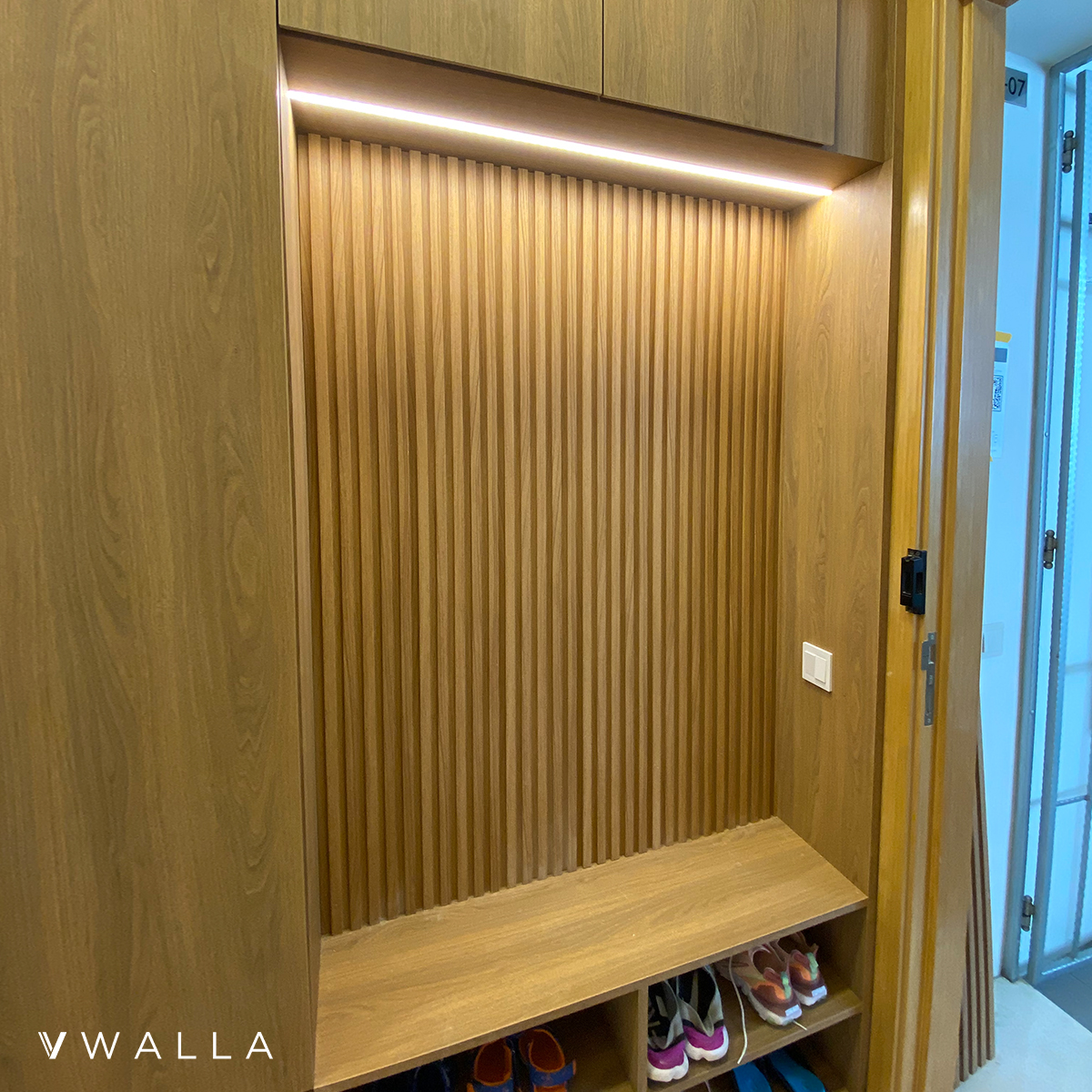 1762003 Shoe Fluted Panel Vwalla